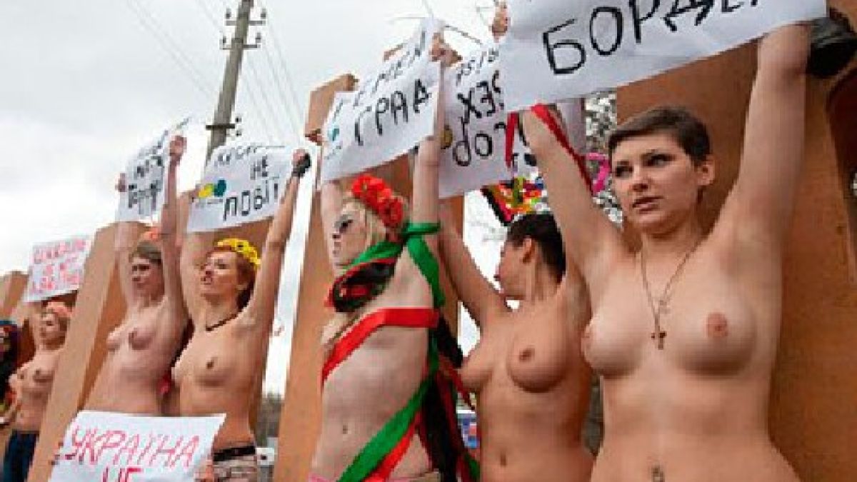Активистките от Femen се разголват за 1000 евро на ден 