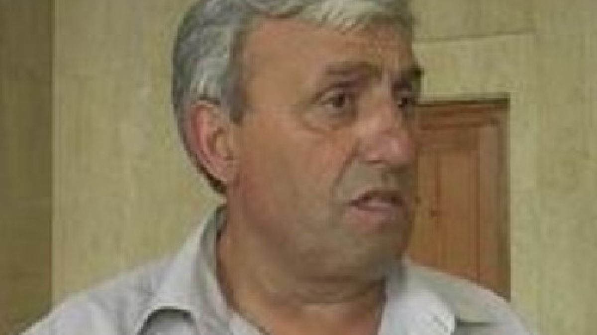 Скандалният селски кмет: Не съм си вадил оная работа, само се хванах за нея