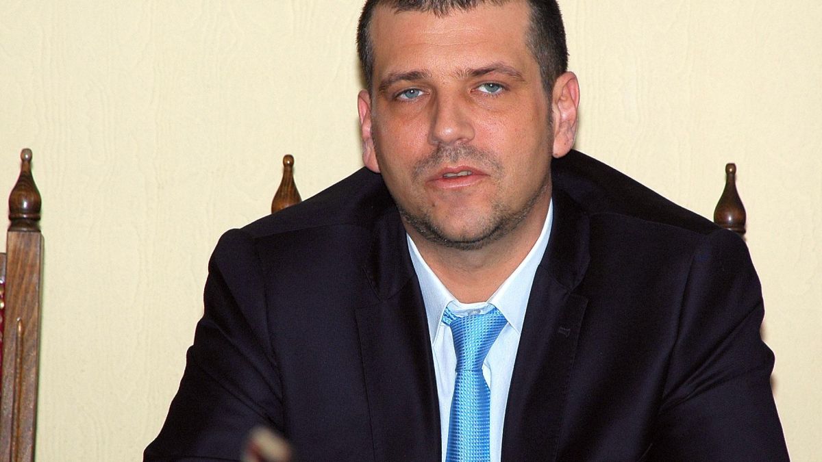 Калин Георгиев награди с 200 лв. кеш районен инспектор  