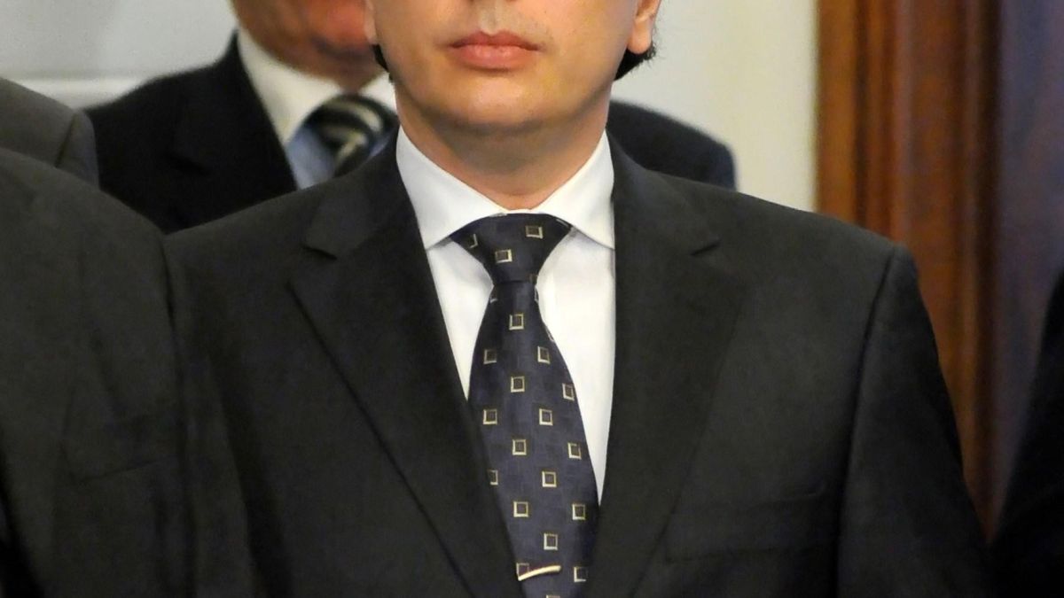 Асен Василев: Започнахме преговори с EVN, няма да се стигне до съд