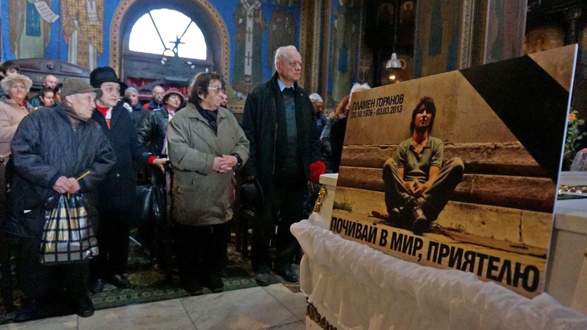 Прокуратурата нареди да пазят записите на горящия Пламен Горанов