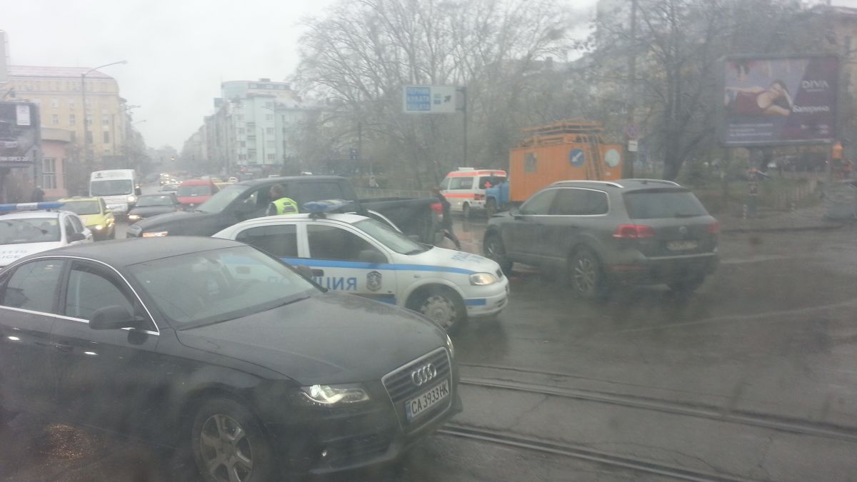 Катастрофа пред СДВР в снежната виелица