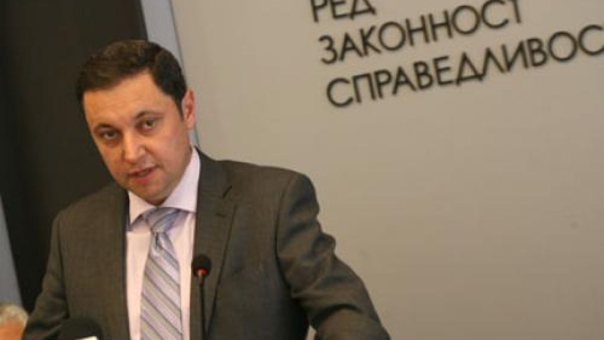РЗС: Олигарси искат нов трансфер на Стоичков в политиката