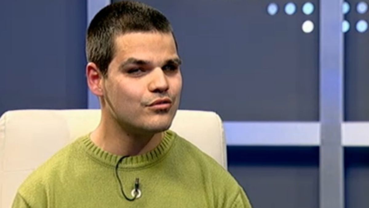Слепият музикант Ивайло Донков остана без глас
