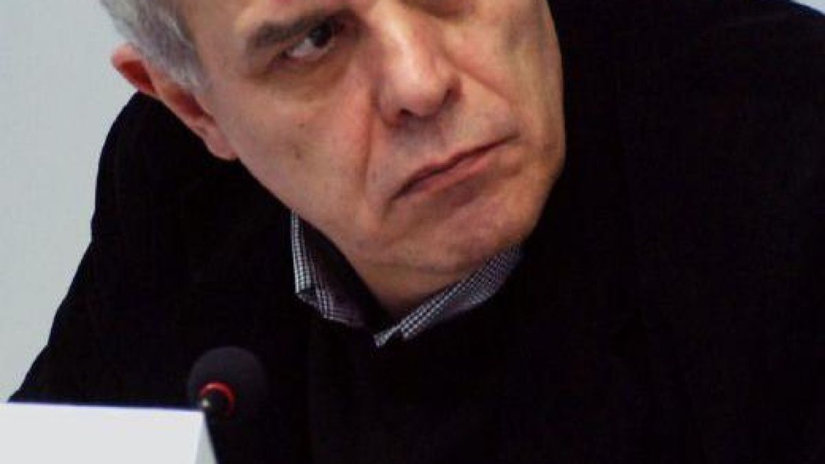 Андрей Райчев за панаира в парламента: Слави е самодеец №1, имаме труп