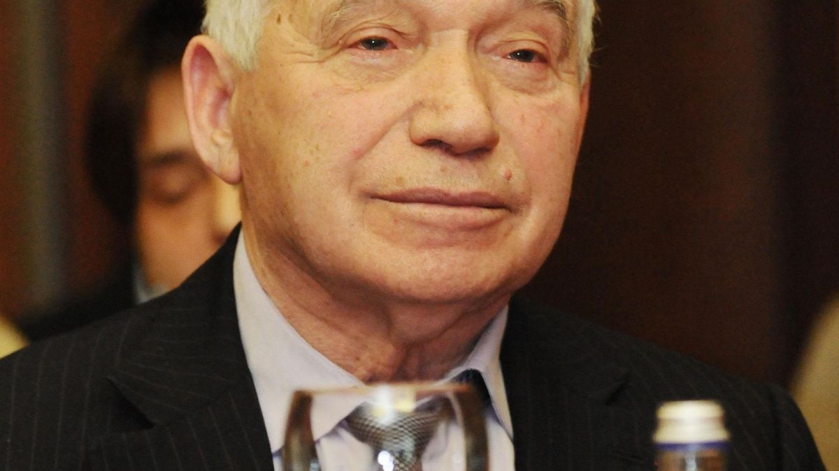 Желю Желев пред БЛИЦ: Без Тачър перестройката нямаше да я има
