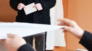 "Нова алтернатива" алармира: ГЕРБ дава 300 000 на частна фирма за манипулация на изборите
