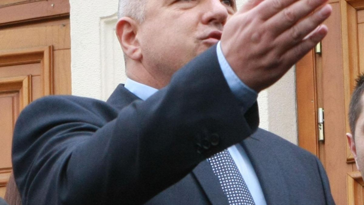Бойко Борисов: Сигурен съм, че Станишев си е пуснал сам досието!