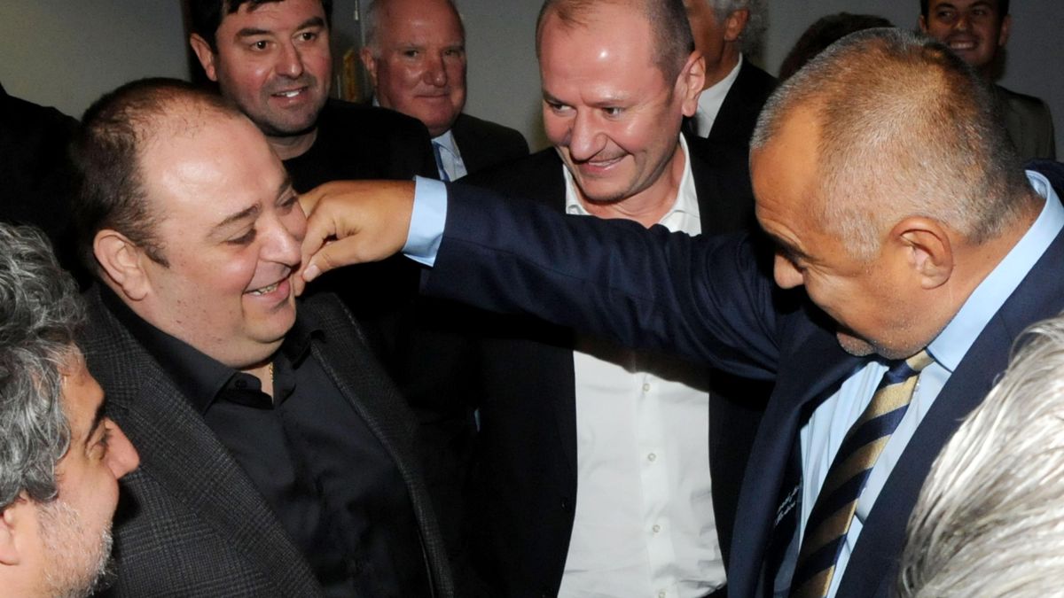 “Комиците” на избори с ГЕРБ 