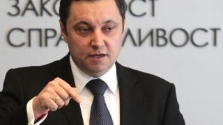 Яне Янев преизбран за лидер на РЗС единодушно