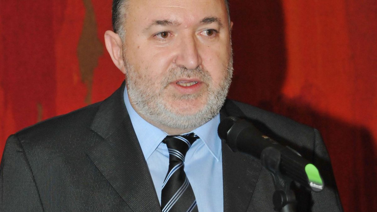 Емил Кабаиванов: Нямаме кредитни милионери в листите 