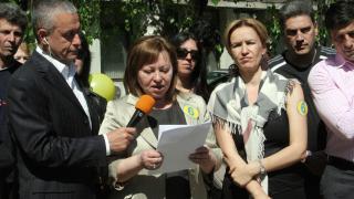 Христина Христова: Грозни скандали ни отдалечават от Европа