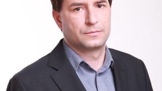 Борислав Цеков: Президентът да не се държи като политически заложник 
