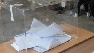 Малко над половината избиратели ще отидат да гласуват