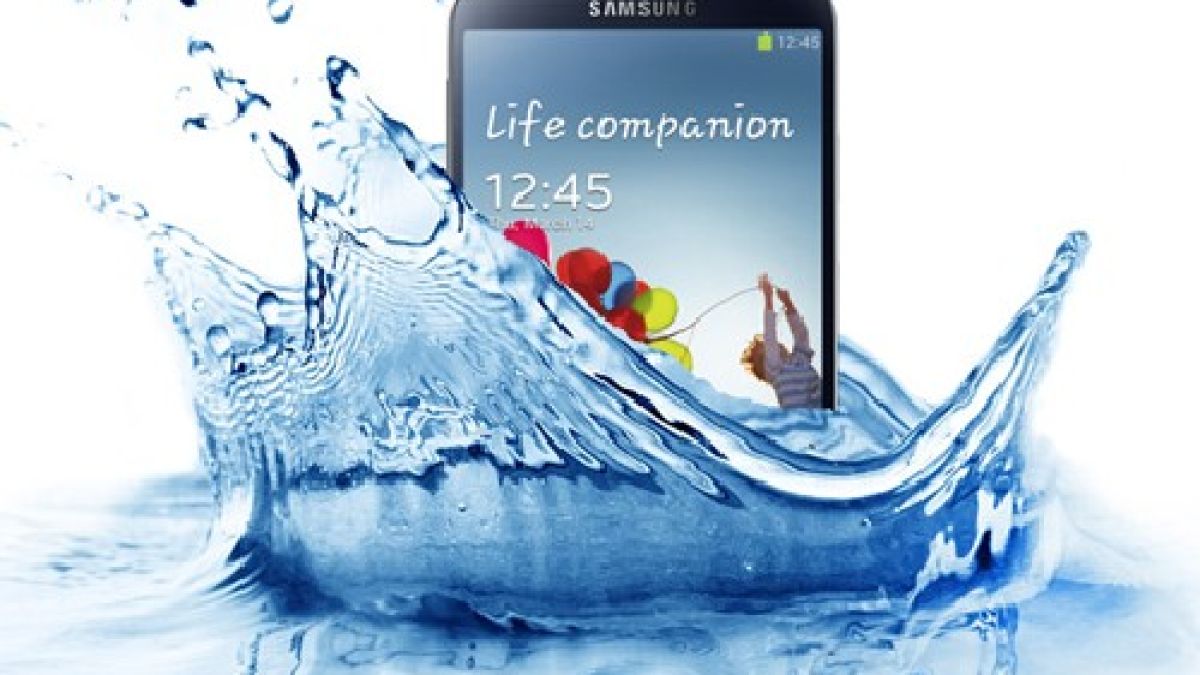 Водоустойчивият Galaxy S IV ще е достъпен през юли