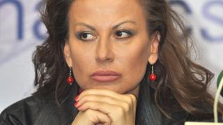 Първо в БЛИЦ! Илиана Раева свирепо защити Славея заради скандала с майките: Долу ръцете от дъщеря ми! Употребихте ли всички клетви към семейството ми?!