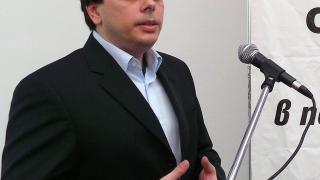Асен Василев се изниза по терлици с коментара си за заплахата за убийство на Спецов