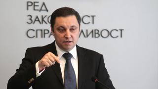 Яне: Ние ще сме изненадата в полунощ на 12 май