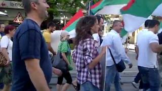 БЛИЦ TV: Скандалните бюлетини изкараха столичани на улицата