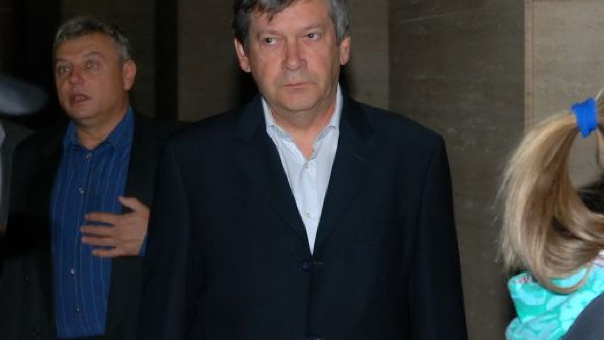 Веселин Данов: Полицай искаше да навре мегафона на потестиращ отзад