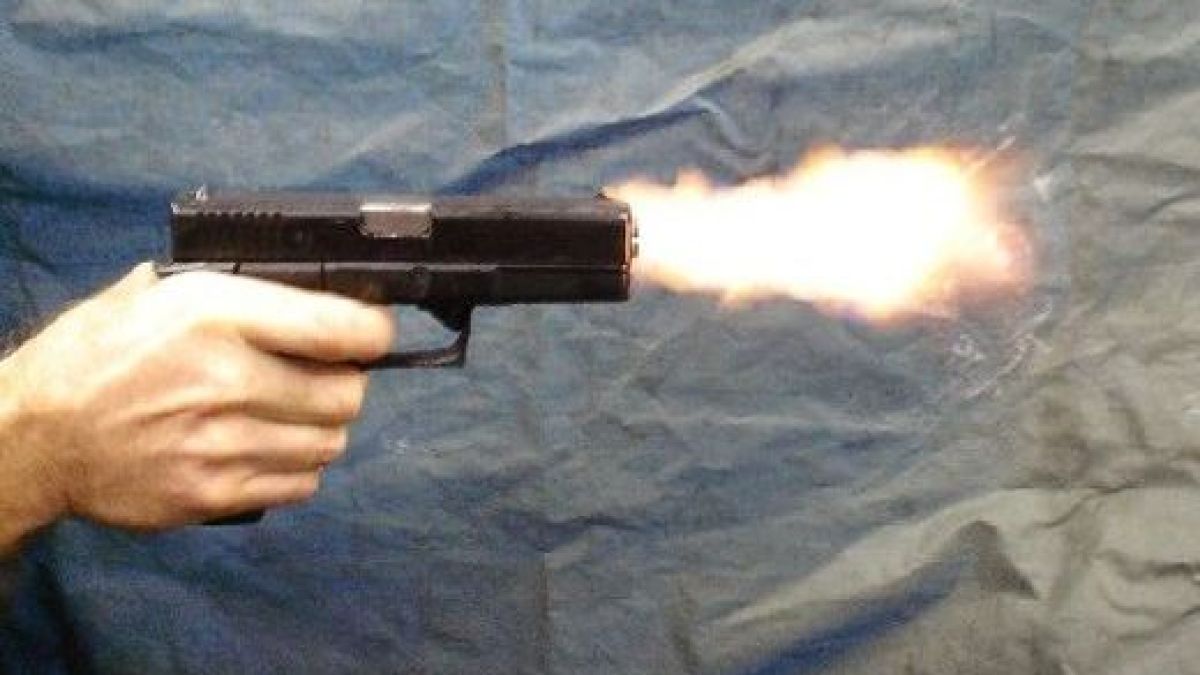 Пияният в Окръжна болница сам се е гръмнал с газов пистолет