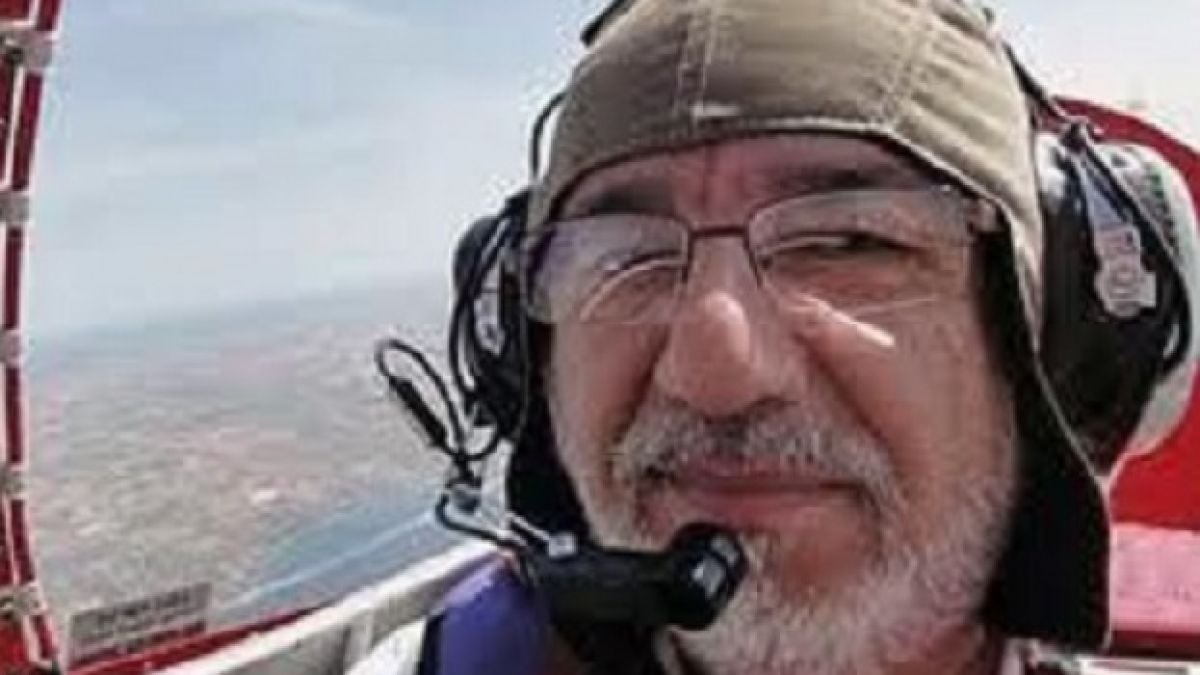Пилот загина при фигури от висшия пилотаж на авиошоу