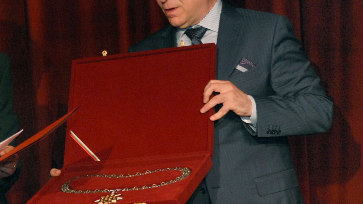 Рангел Вълчанов с отличие "Златен век"