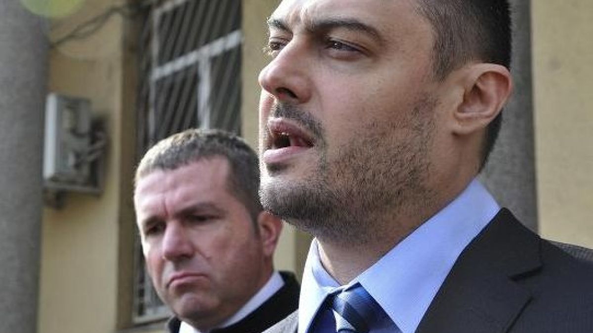 Бареков: Ще пиша в Брюксел да изключат ГЕРБ!