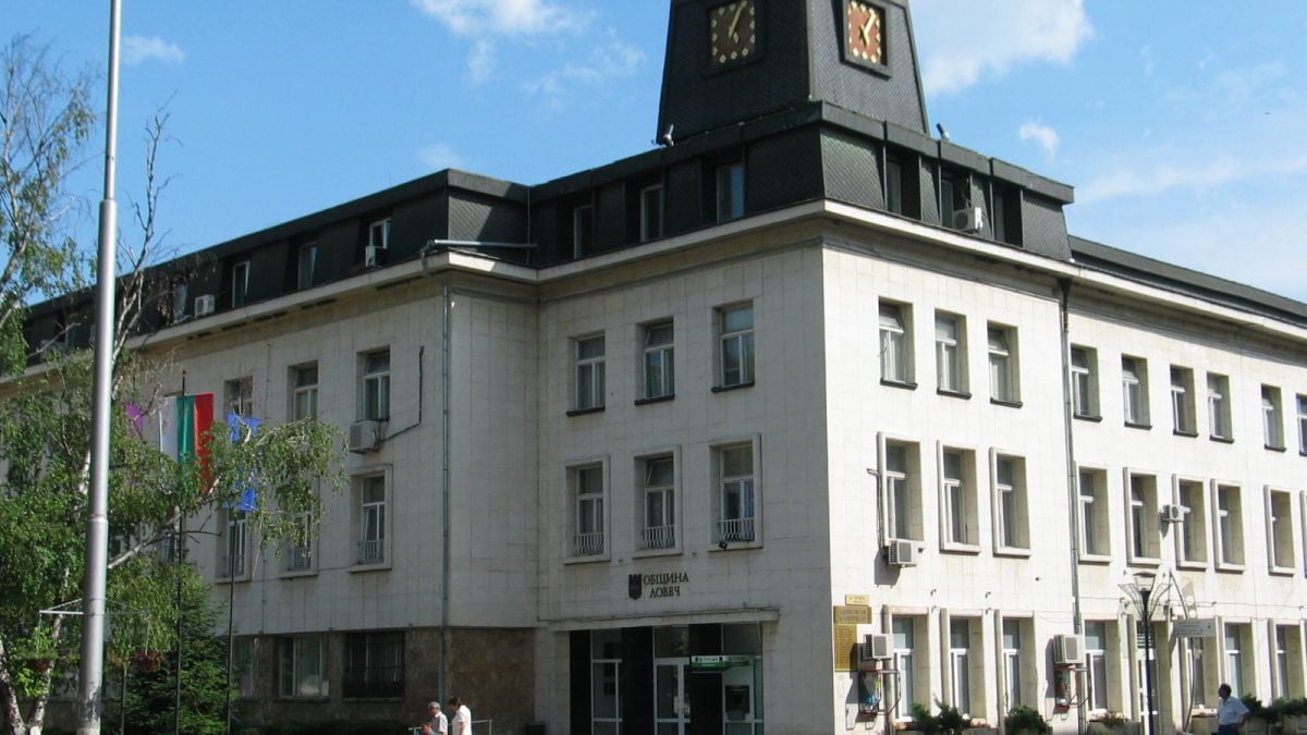 Мобилни екипи събират електронни отпадъци в Ловеч