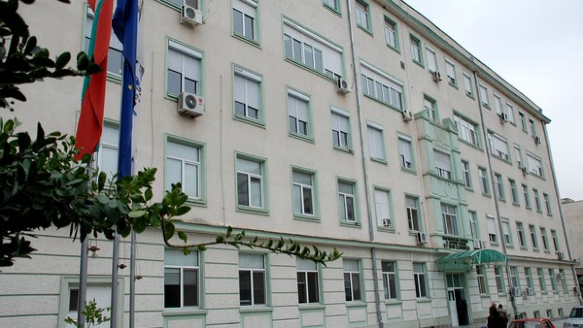 3-годишно момченце в реанимация след падане отвисоко
