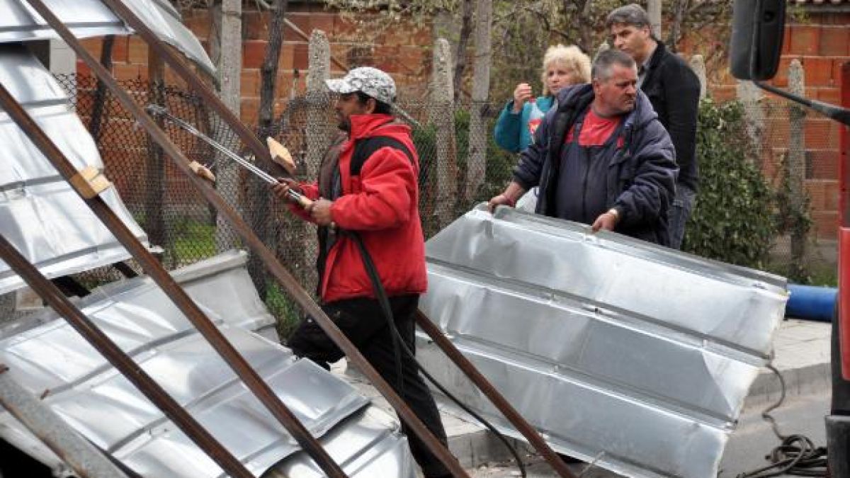 Бурята от Русе удари Букурещ - 18 са в болница, един е в кома