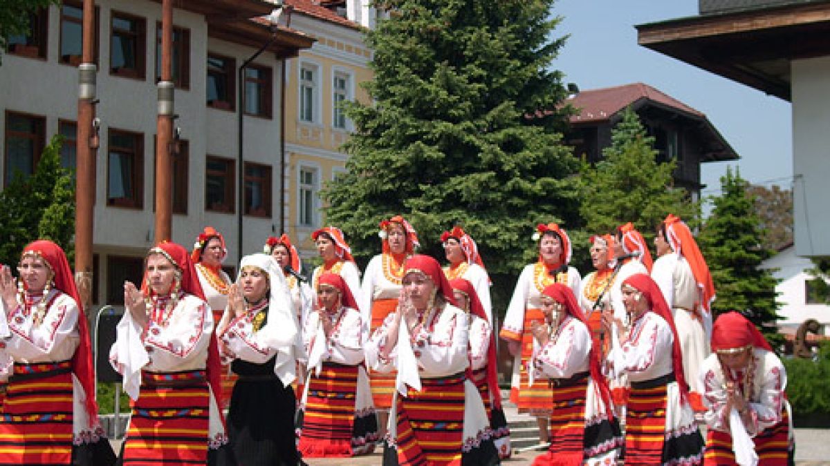 Банско става столица на автентичния фолклор 