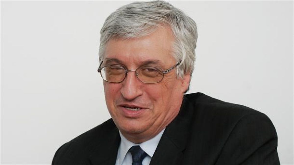 Бивш социален министър проговори за голям проблем с парите за най-възрастните 