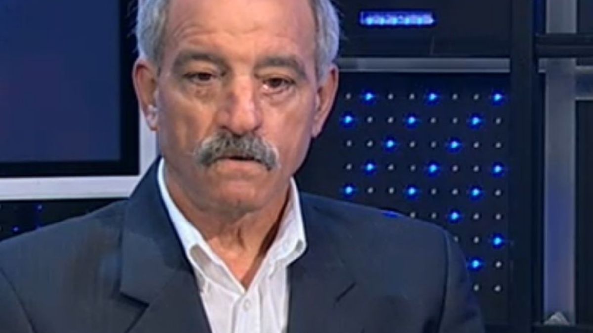 Бившият шеф на „Авиооотряд 28“: Политиците, които се возят, мълчат за целта на полета