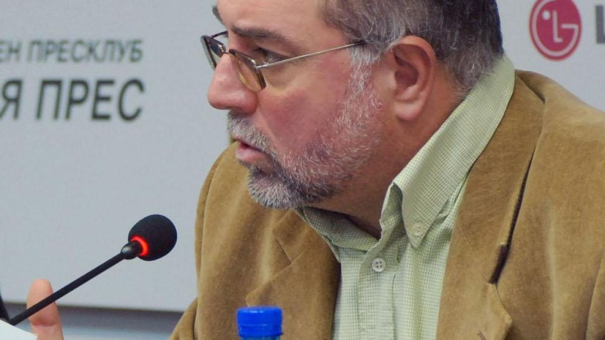 Кънчо Стойчев: Има вече една пета политическа сила – улицата