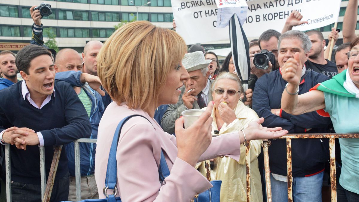 Мая Манолова: Изборният кодекс не може да се приеме за седмица 