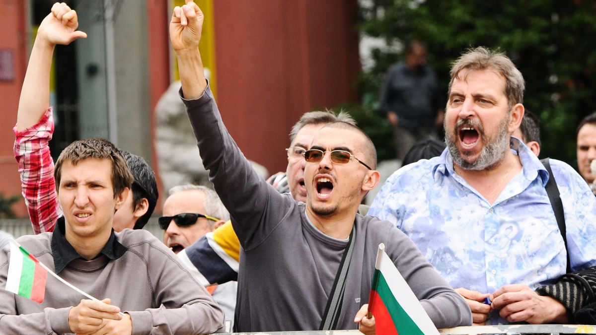 "Атака": В България се извършва преврат