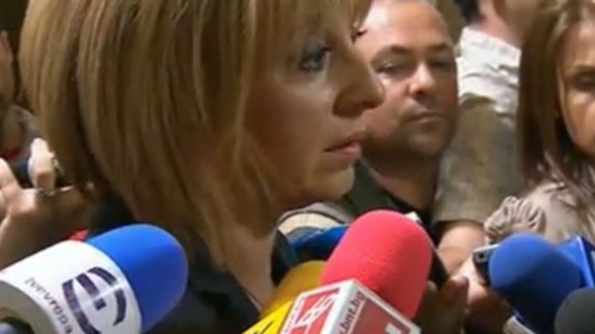 Мая Манолова: Не е геройство да се изправиш лице в лице с протеста