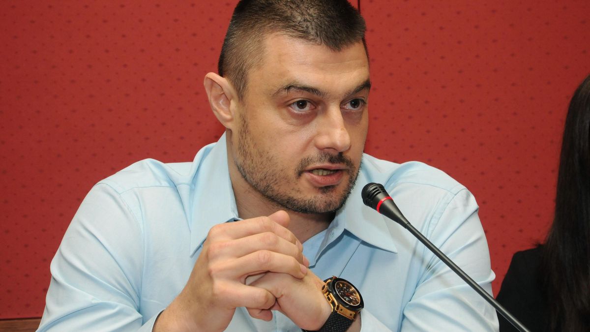 Бареков: Избрахме да кажем истината за бюлетините, а не да замълчим