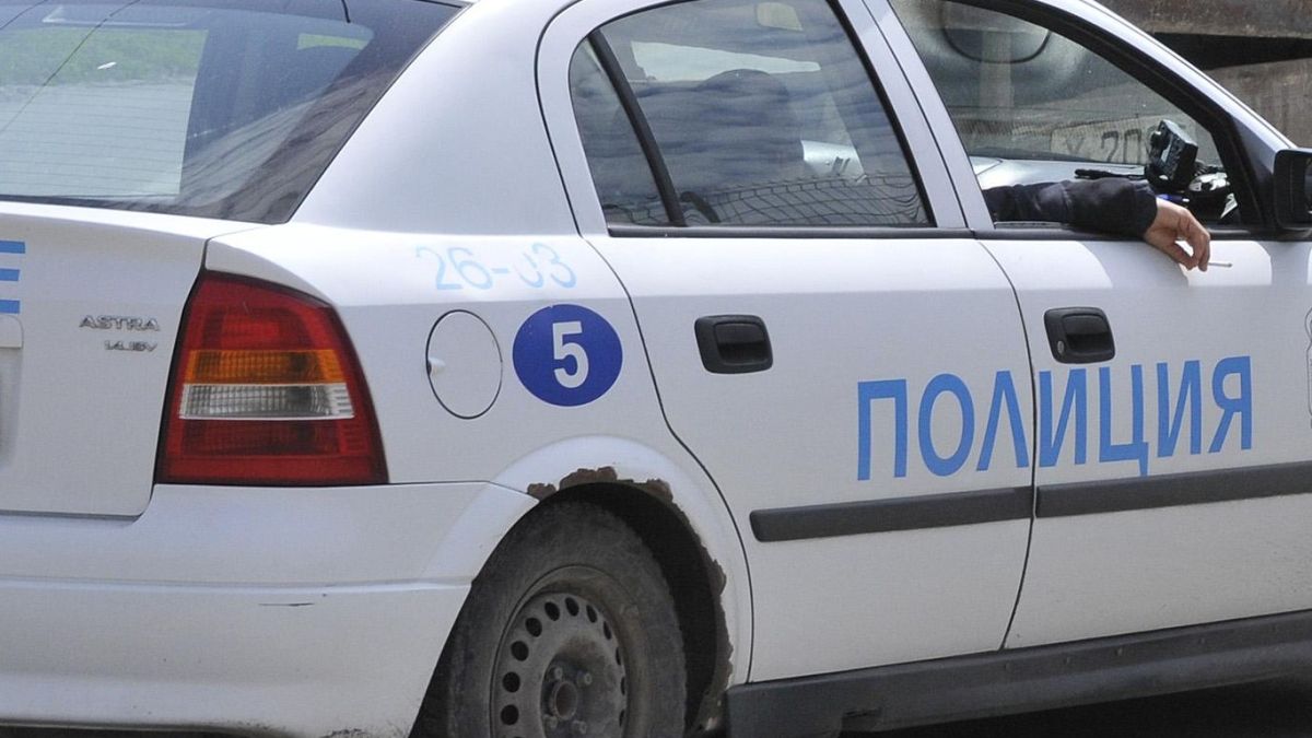 Среднощен лов на гаджета вдигна на крак хисарските ченгета