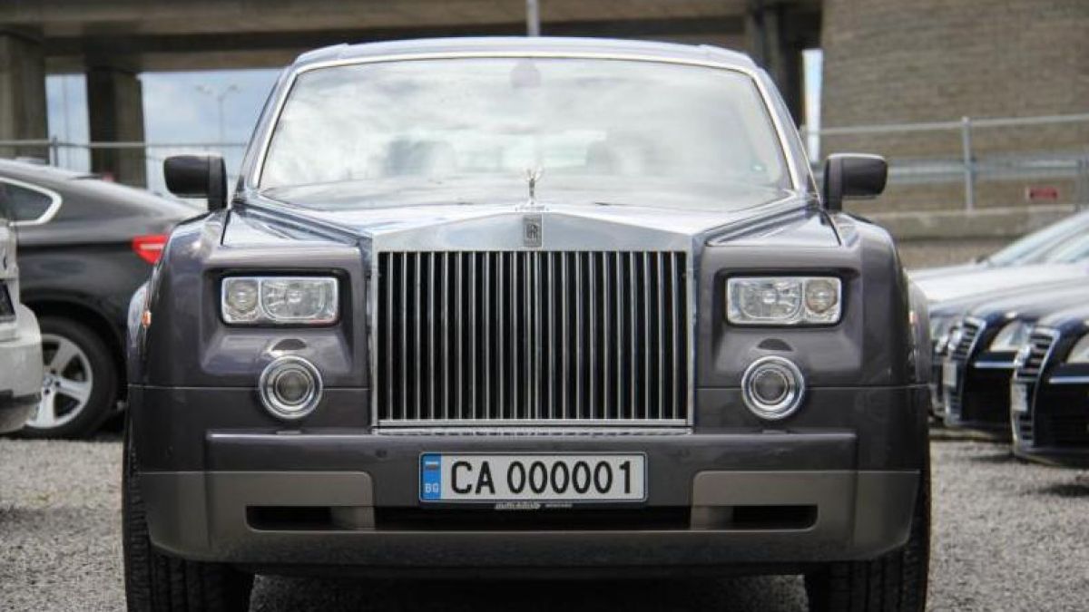 "Хлебарки" ще инспектират двигателите на Rolls-Royce (СНИМКА)