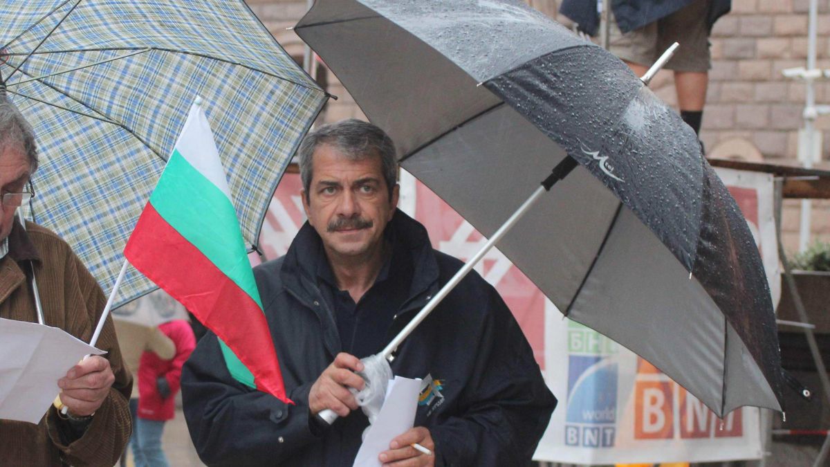 Евгений Михайлов: Кои хора в НС Слави назова "вредни, алчни и доказано компрометирани"