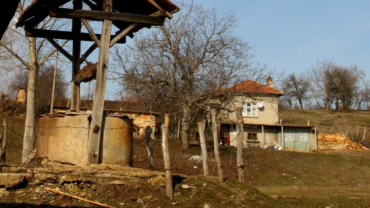 Намериха гард на Митко Каратиста в кладенец с куршум в главата