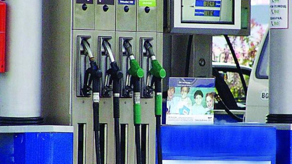 “Газпром” отваря 80 бензиностанции у нас