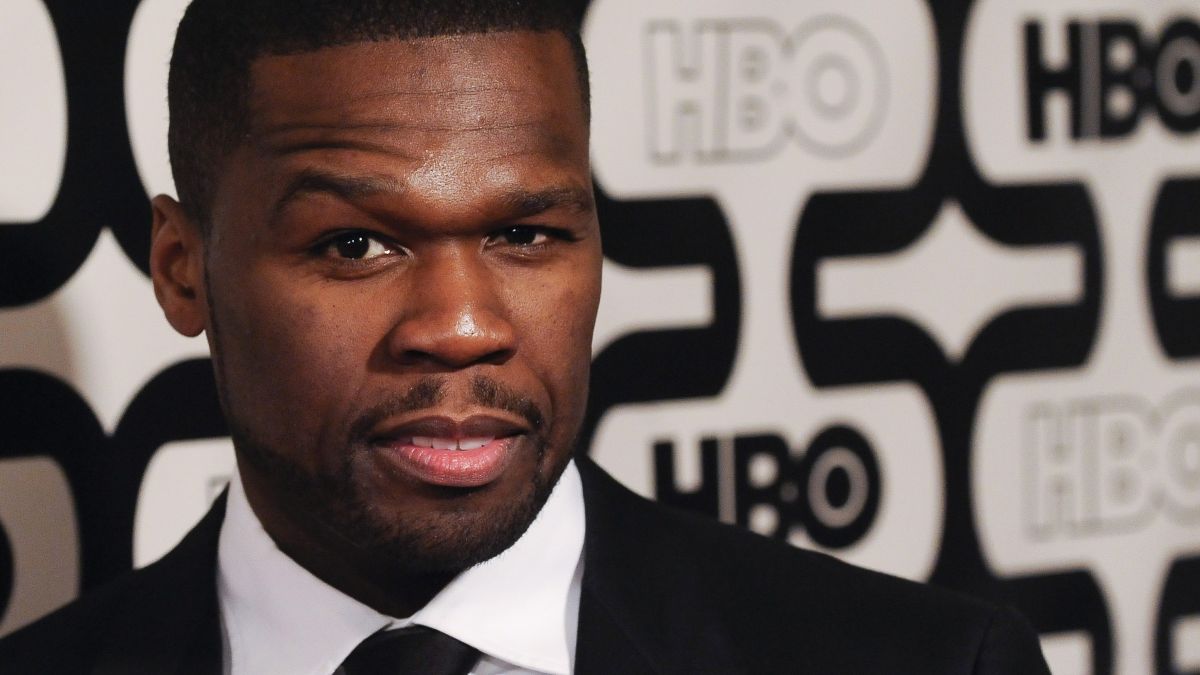 Съдят 50 Cent, че наритал майката на сина си