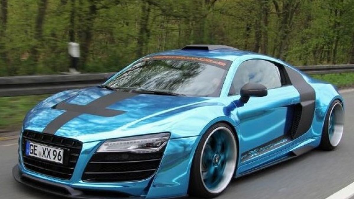 Лъскаво Audi R8 от XXX