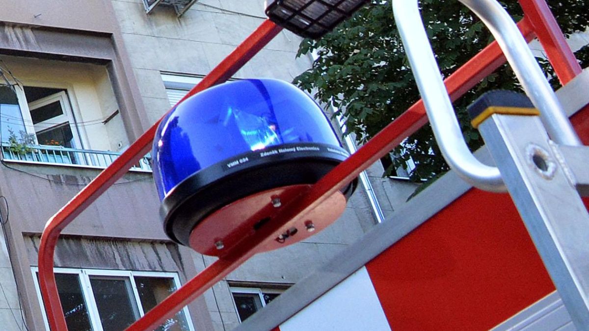 Продават пожарна "Крайслер Додж" за 2500 лева