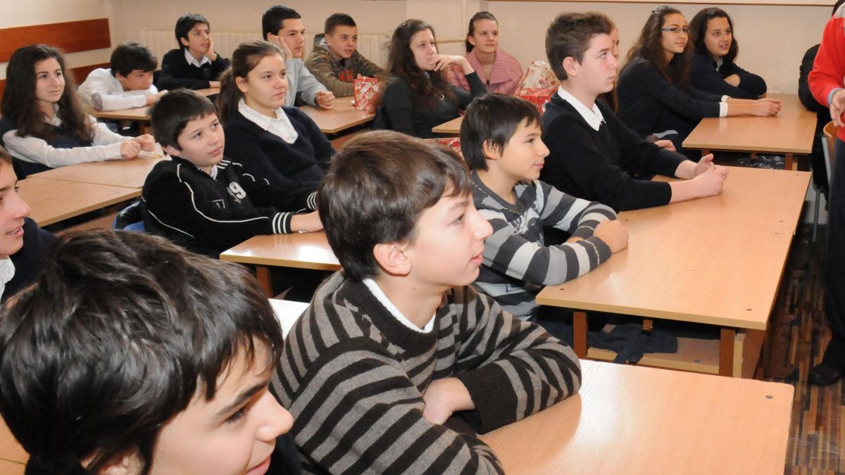 Учители бягат на гурбет в Испания и Гърция