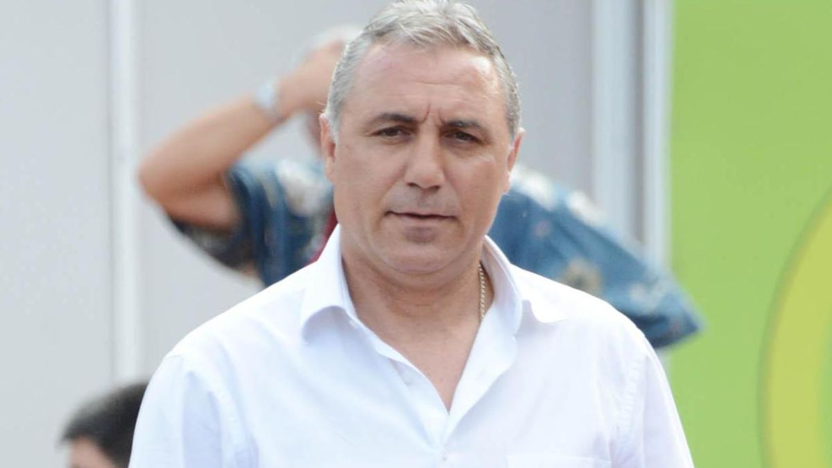Христо Стоичков става лице на отцепниците от ГЕРБ