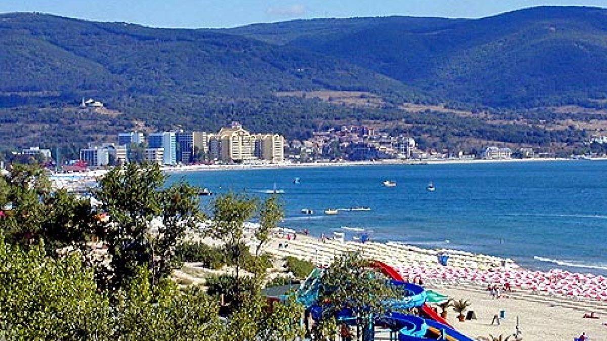 Пиян швейцарец вилнее с пълни гащи в Слънчев бряг